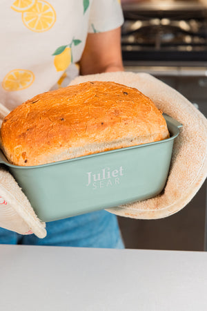 1lb Loaf Tin with Round Corners – Juliet Sear Online Range