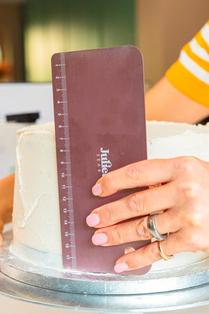 Icing Side Scraper – Juliet Sear Online Range